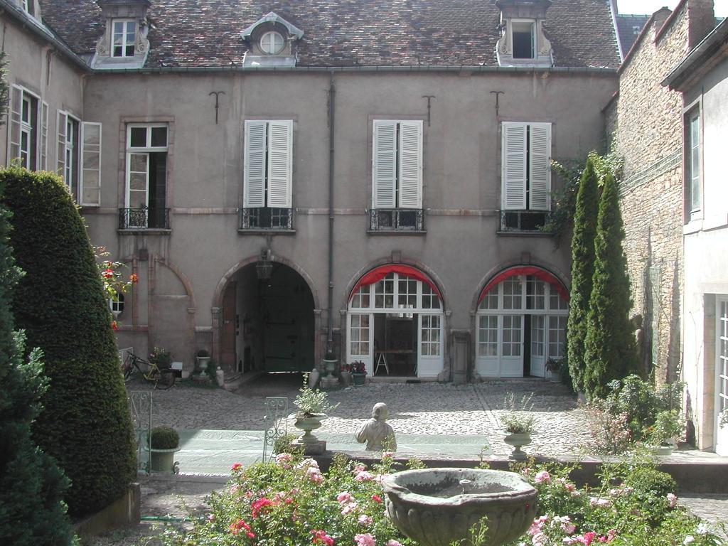 Hôtel particulier Maleteste Dijon Chambre photo